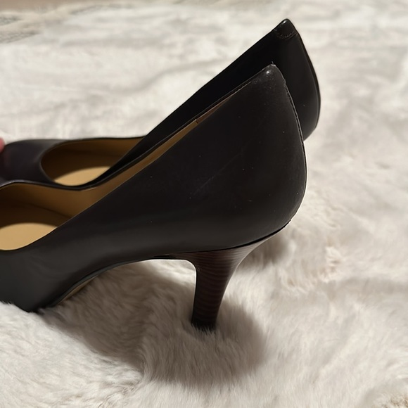 Nine West brown leather heels size 9.5 - Picture 2 of 3